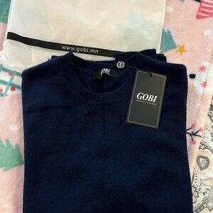 GOBI Men's Classic Navy Crewneck  cashmere Sweater